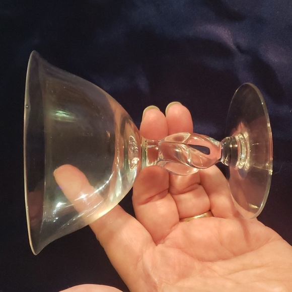 Vintage crystal twisted stem wine glasses matching set of 10 - Picture 2 of 3